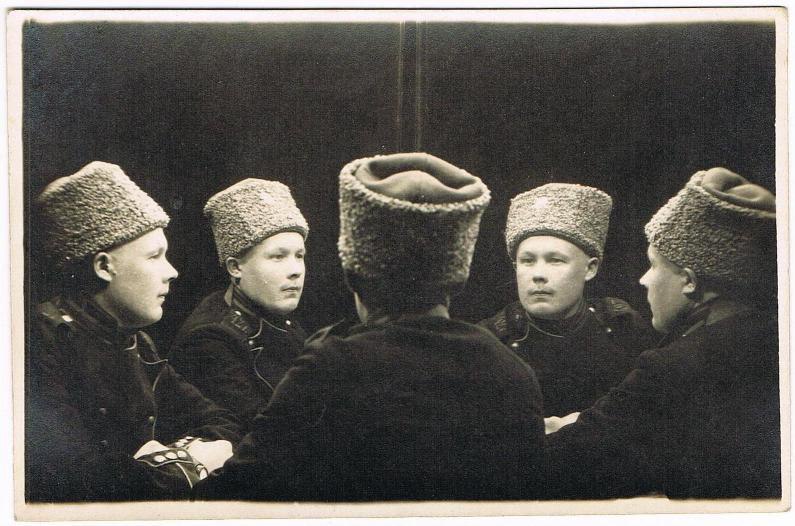 Photo-multigraph: несколько портретов одного человека в одном кадре