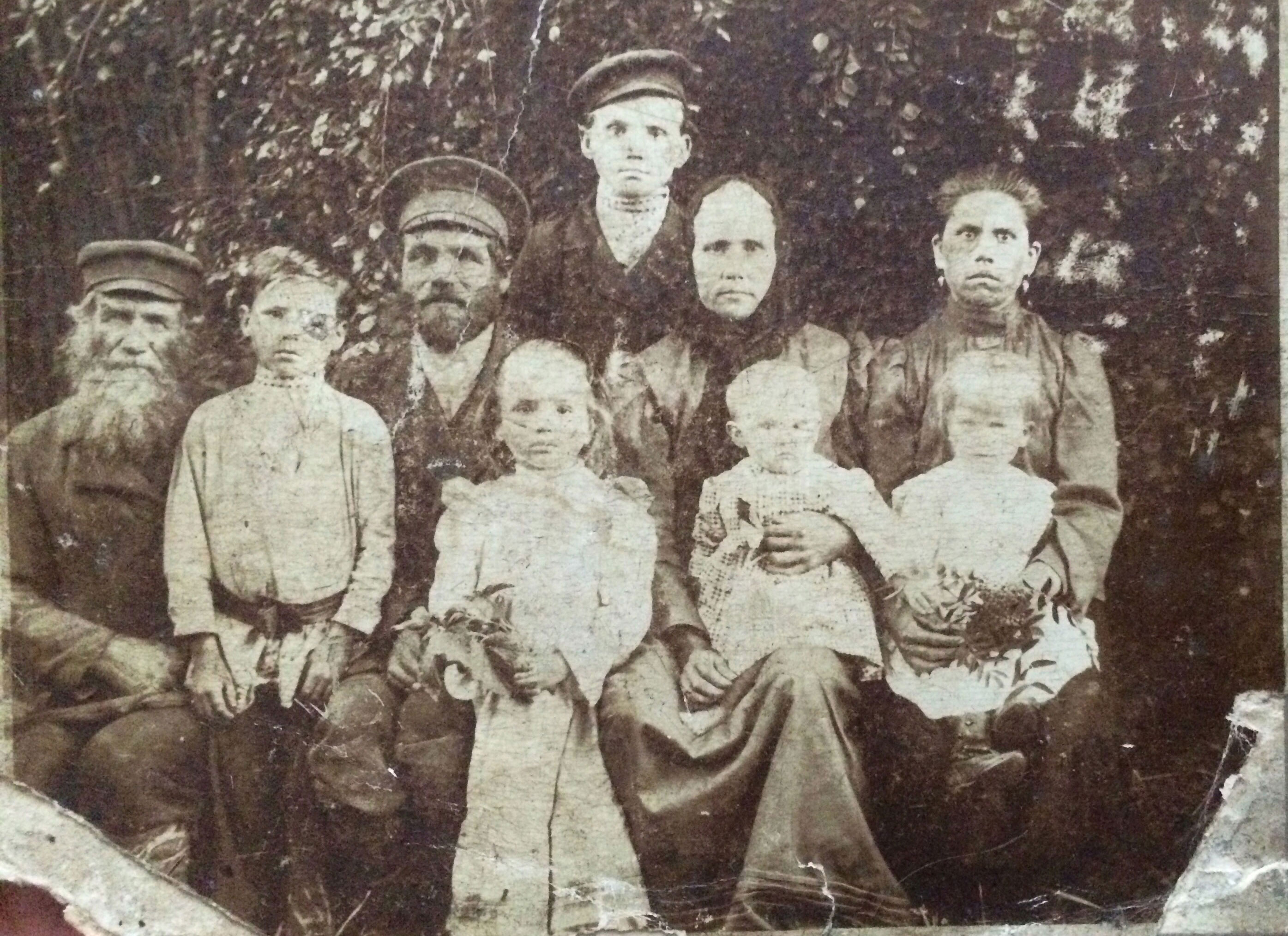 /assets/schvedova/family.jpg